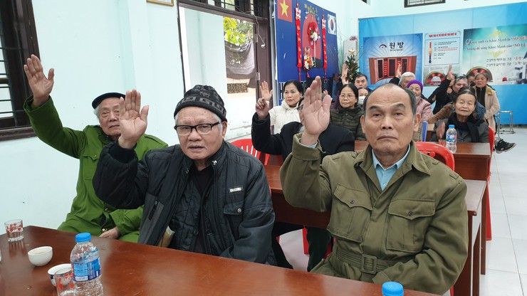 Đồng chí Lương Mạnh Sơn - Bí thư Đảng uỷ, Chủ tịch HĐND phường dự hội nghị đại biểu Nhân dân năm 2026 tại TDP 6,7,8,9 (cụm dân cư Nhân Trạch)- Ảnh 4.