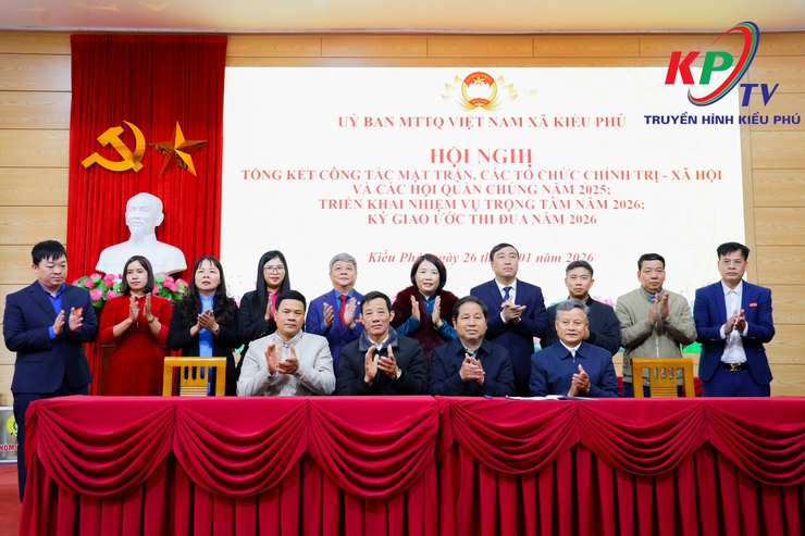 Ủy ban MTTQ Việt Nam xã Kiều Phú tổ chức Hội nghị tổng kết năm 2025, triển khai nhiệm vụ trước, trong và sau Tết Nguyên Đán Bính Ngọ năm 2026. Tổ chức Ký giao ước thi đua năm 2026.- Ảnh 8.