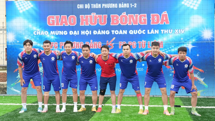 Giao hữu bóng đã giữa làng Phương Bảng và Công ty Điện lực Từ Liêm- Ảnh 6.