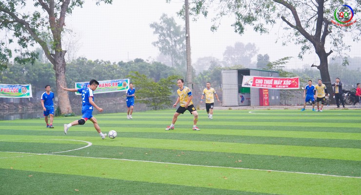 BẾ MẠC GIẢI BÓNG ĐÁ CÁC LỨA TUỔI 8X KHU VỰC SÀI SƠN NĂM 2026- Ảnh 4.