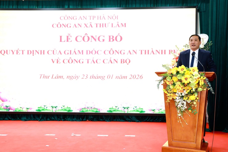 CÔNG AN XÃ THƯ LÂM TỔ CHỨC LỄ CÔNG BỐ QUYẾT ĐỊNH CỦA GIÁM ĐỐC CÔNG AN THÀNH PHỐ HÀ NỘI VỀ CÔNG TÁC CÁN BỘ
- Ảnh 12.