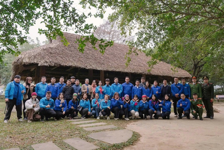  HÀNH TRÌNH VỀ ĐỊA CHỈ ĐỎ – TIẾP LỬA TRUYỀN THỐNG CÁCH MẠNG- Ảnh 2.