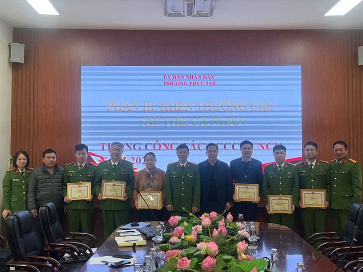 Phường Phúc Lợi: Đánh giá công tác phòng cháy, chữa cháy và cứu nạn cứu hộ năm 2025, triển khai nhiệm vụ trọng tâm năm 2026 - Ảnh 5.