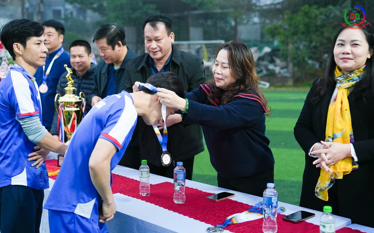 BẾ MẠC GIẢI BÓNG ĐÁ CÁC LỨA TUỔI 8X KHU VỰC SÀI SƠN NĂM 2026- Ảnh 14.