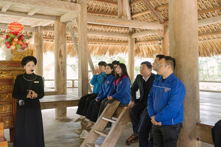  HÀNH TRÌNH VỀ ĐỊA CHỈ ĐỎ – TIẾP LỬA TRUYỀN THỐNG CÁCH MẠNG- Ảnh 5.