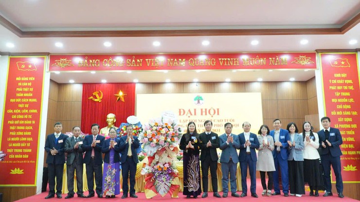 PHƯỢNG DỰC TỔ CHỨC ĐẠI HỘI THÀNH LẬP HỘI NGƯỜI CAO TUỔI XÃ NHIỆM KỲ 2026–2031
- Ảnh 1.