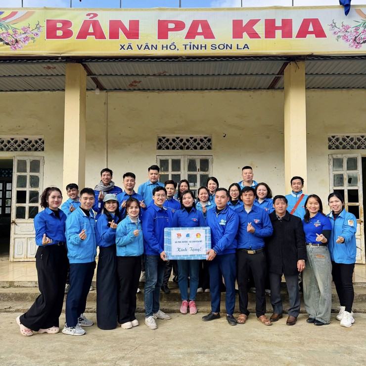 Chương trình “Tình nguyện mùa đông – Tết ấm yêu thương” chào mừng thành công Đại hội Đảng toàn quốc lần thứ XIV- Ảnh 4.