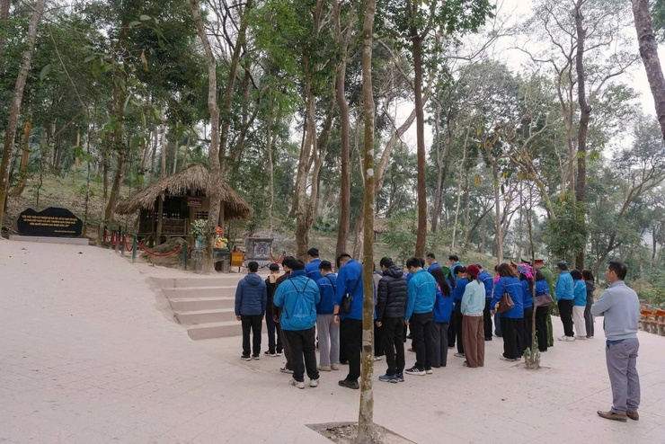  HÀNH TRÌNH VỀ ĐỊA CHỈ ĐỎ – TIẾP LỬA TRUYỀN THỐNG CÁCH MẠNG- Ảnh 6.