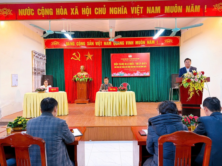 Đồng chí Bùi Huy Hoàng – Chủ tịch UBND phường dự Hội nghị Đại biểu Nhân dân bàn việc xây dựng đời sống văn hóa ở cơ sở tại TDP Yên Xá - Ảnh 6.