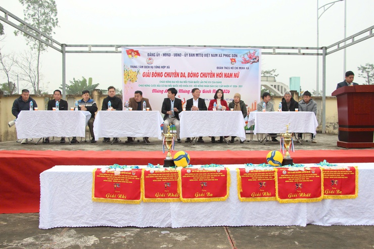 🏐 Khai mạc Giải bóng chuyền hơi nam, nữ chào mừng Đại hội đại biểu toàn quốc lần thứ XIV của Đảng- Ảnh 1.