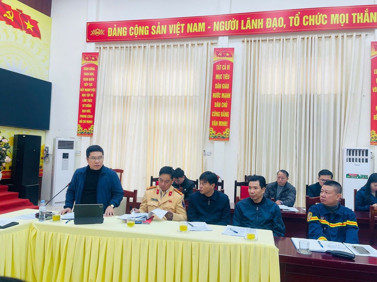 Chuyên Mỹ tổ chức cưỡng chế 2 hộ vi phạm đất đai, thuỷ lợi ngày 28/01/2026- Ảnh 2.