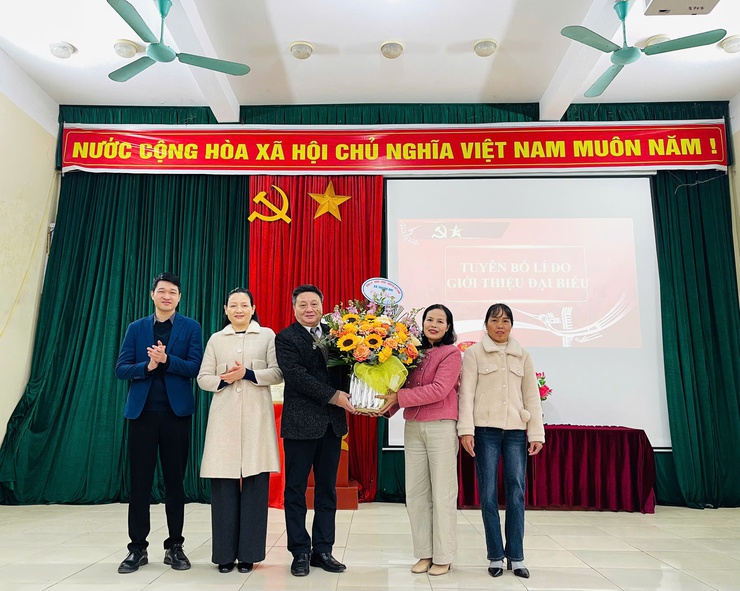 Chi bộ thôn Văn Quán hoàn thành xuất sắc nhiệm vụ 5 năm liền- Ảnh 4.