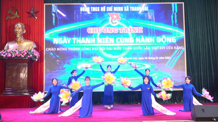 Sôi nổi Ngày Thanh niên cùng hành động của tuổi trẻ Thanh Oai- Ảnh 1.