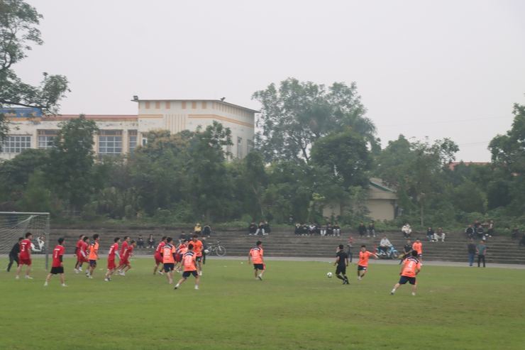 Sôi nổi giải bóng đá chào mừng Đại hội XIV của Đảng- Ảnh 4.