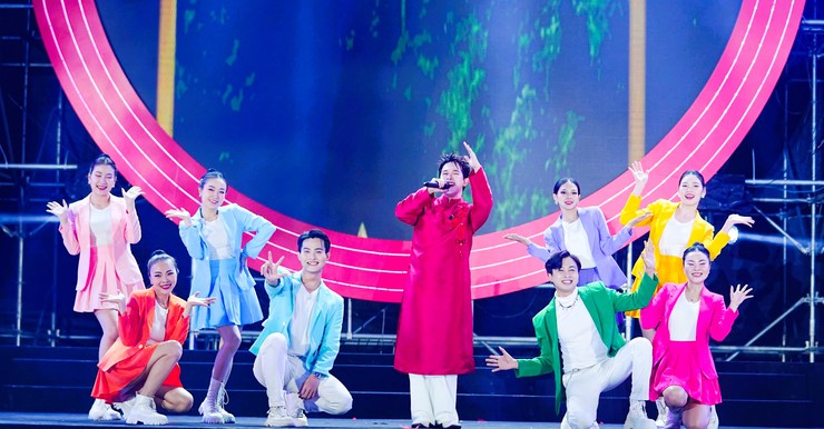 Phường Tây Tựu tổ chức chương trình nghệ thuật đặc biệt "Vững bước mùa Xuân mới"- Ảnh 4.