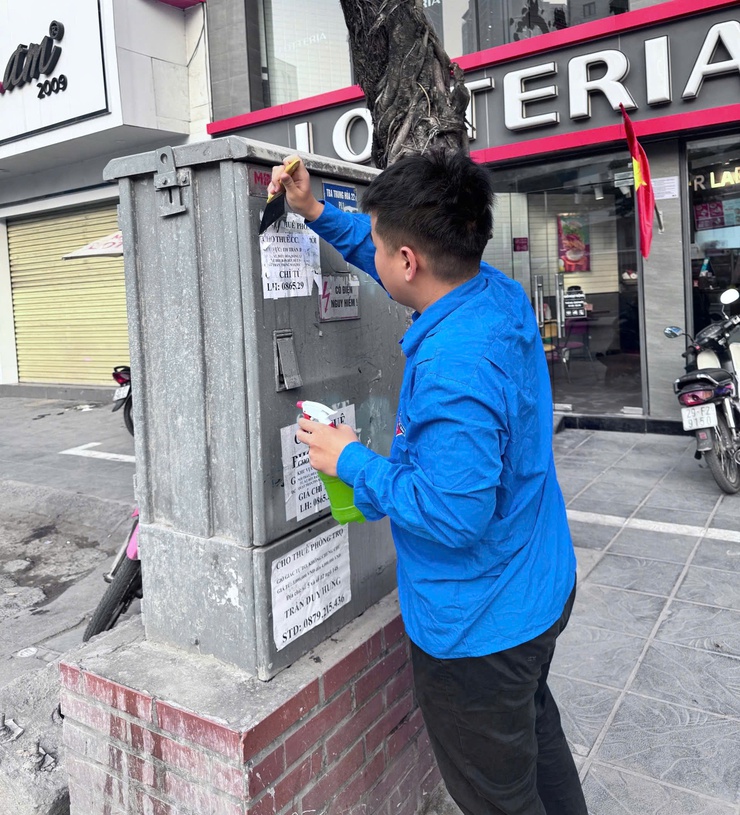 Tuổi trẻ phường Yên Hòa tổ chức các hoạt động hướng tới chào mừng Đại hội đại biểu toàn quốc lần thứ XIV của Đảng- Ảnh 2.