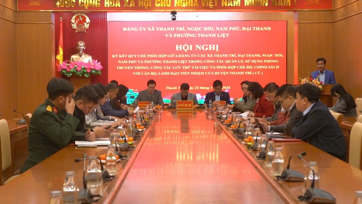 Hội nghị ký kết quy chế phối hợp trong công tác quản lý, sử dụng phòng truyền thống, công tác lưu trữ tài liệu và phối hợp chế độ, chính sách với cán bộ, lãnh đạo tiền nhiệm của huyện Thanh Trì (cũ)- Ảnh 1.