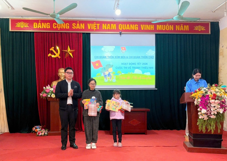 CHI ĐOÀN THÔN XÓM BẾN VÀ CHI ĐOÀN THÔN CHỢ TỔ CHỨC CUỘC THI VẼ TRANH THIẾU NHI CHÀO XUÂN 2026- Ảnh 11.