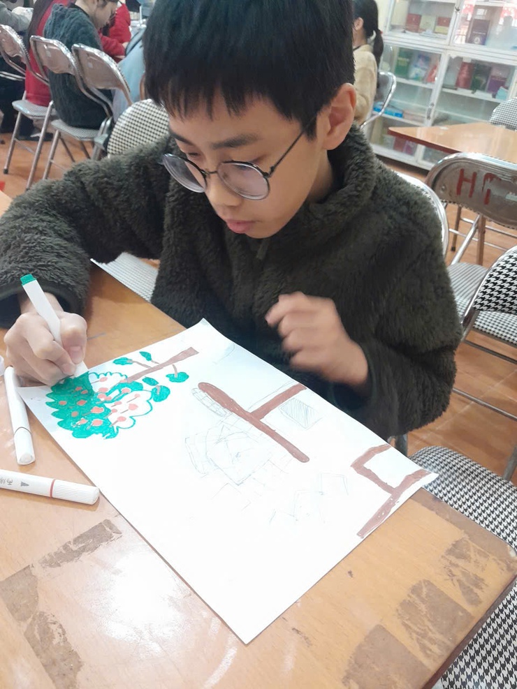 CHI ĐOÀN THÔN XÓM BẾN VÀ CHI ĐOÀN THÔN CHỢ TỔ CHỨC CUỘC THI VẼ TRANH THIẾU NHI CHÀO XUÂN 2026- Ảnh 6.