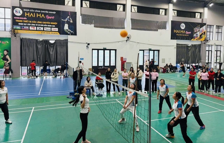 Hội Liên hiệp Phụ nữ xã Thiên Lộc tổ chức Giao lưu Bóng chuyển hơi- Ảnh 6.