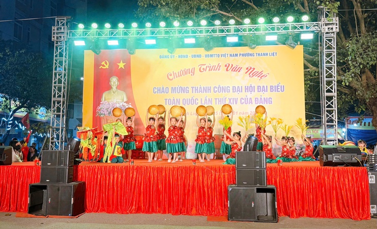 Thanh Liệt: Mãn nhãn chương trình văn nghệ chào mừng thành công Đại hội đại biểu toàn quốc lần thứ XIV của Đảng- Ảnh 15.