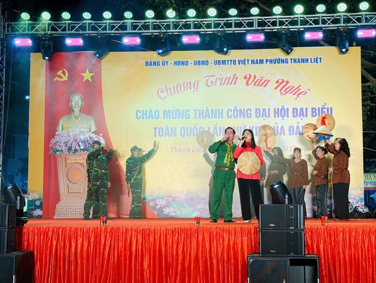 Thanh Liệt: Mãn nhãn chương trình văn nghệ chào mừng thành công Đại hội đại biểu toàn quốc lần thứ XIV của Đảng- Ảnh 13.