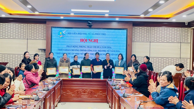 Hội LHPN xã Phúc Thọ phát động phong trào thi đua và triển khai nhiệm vụ công tác Hội năm 2026- Ảnh 5.