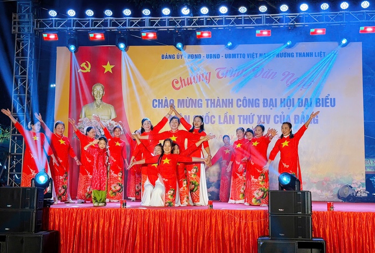 Thanh Liệt: Mãn nhãn chương trình văn nghệ chào mừng thành công Đại hội đại biểu toàn quốc lần thứ XIV của Đảng- Ảnh 23.