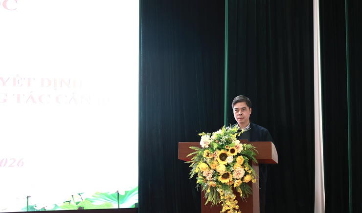 Đảng bộ xã Thiên Lộc tổ chức hội nghị công bố và trao Nghị quyết, Quyết định của Ban thường vụ Đảng ủy về công tác cán bộ- Ảnh 5.