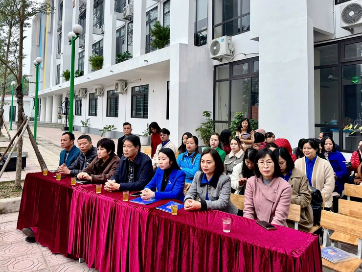 ĐOÀN XÃ THANH TRÌ TỔ CHỨC CHƯƠNG TRÌNH “NGÀY THANH NIÊN CÙNG HÀNH ĐỘNG CHÀO MỪNG THÀNH CÔNG ĐẠI HỘI ĐẢNG TOÀN QUỐC LẦN THỨ XIV”- Ảnh 1.