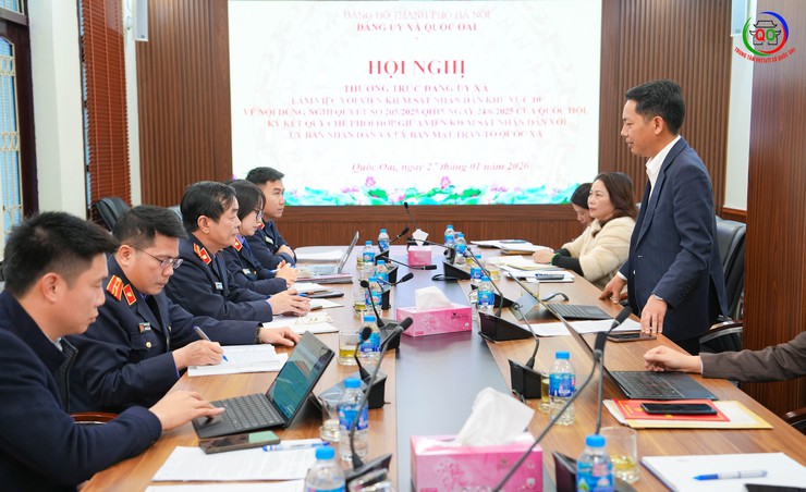 ĐẢNG ỦY XÃ QUỐC OAI LÀM VIỆC VỚI VIỆN KIỂM SÁT NHÂN DÂN KHU VỰC 10 VỀ TRIỂN KHAI NGHỊ QUYẾT SỐ 205/2025/QH15- Ảnh 1.