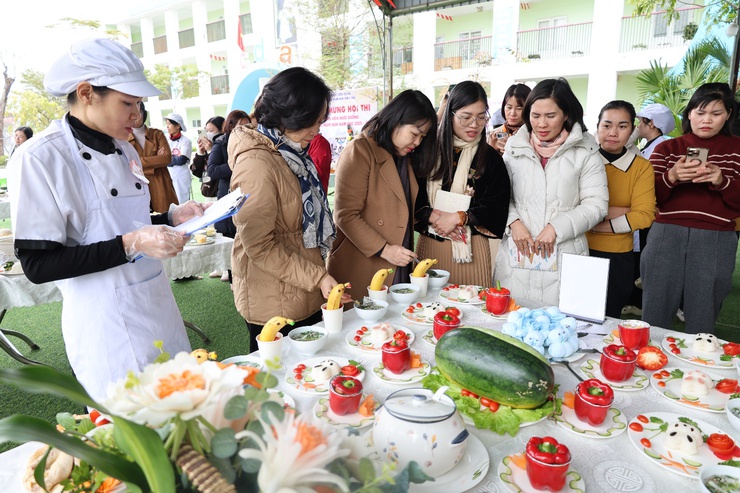 Gói trọn yêu thương trong từng bữa cơm cho trẻ- Ảnh 4.