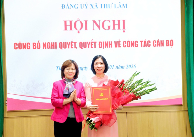 ĐẢNG ỦY XÃ THƯ LÂM CÔNG BỐ QUYẾT ĐỊNH VỀ CÔNG TÁC CÁN BỘ- Ảnh 3.
