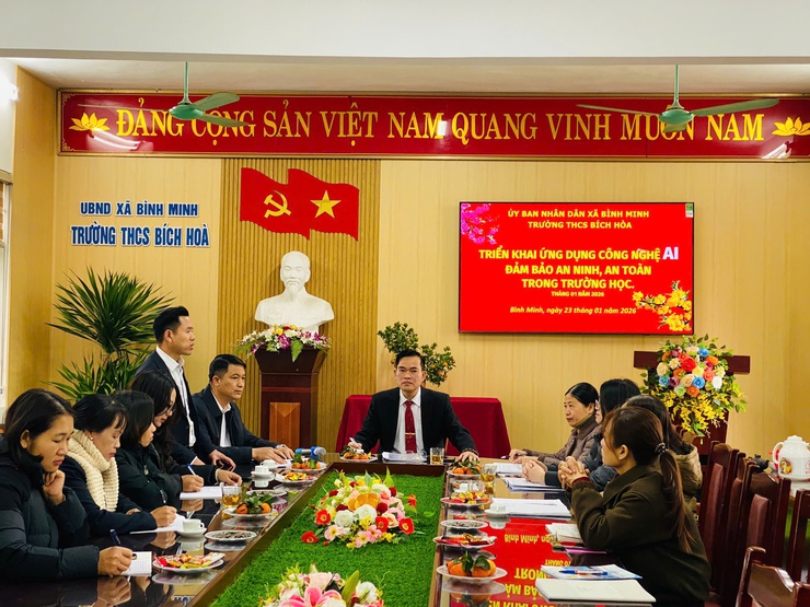 XÃ BÌNH MINH: PHÁT HUY DÂN VẬN KHÉO TRONG CHUYỂN ĐỔI SỐ, ĐƯA MÔ HÌNH CAMERA AI VÀO TRƯỜNG HỌC- Ảnh 4.