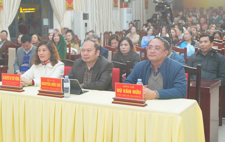 Tưng bừng Chương trình Văn nghệ chào mừng thành công Đại hội XIV của Đảng- Ảnh 1.