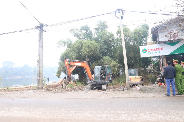 UBND xã Bất Bạt: Tổ chức thực hiện bảo vệ an toàn trong thi công Dự án: Cải tạo, nâng cấp đường giao thông và hệ thống tiêu thoát nước khu dân cư khu vực hồ Tây Ninh- Ảnh 3.