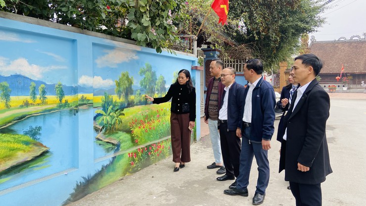 UBMTTQVN xã Phúc Thọ gắn biển công trình chào mừng Đại hội XIV của Đảng và cuộc bầu cử đại biểu Quốc hội, HĐND các cấp nhiệm kỳ 2026–2031- Ảnh 3.