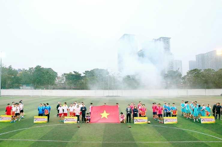 Phường Ô Chợ Dừa bế mạc giải bóng đá chào mừng đại hội đảng toàn quốc lần thứ XIV, kỷ niệm 96 năm ngày thành lập Đảng cộng sản Việt Nam – mừng xuân Bính Ngọ 2026- Ảnh 2.
