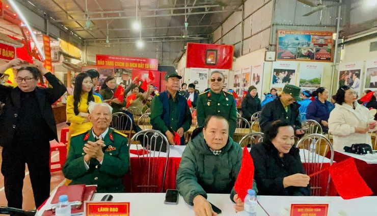 Chương trình giao lưu văn hóa – văn nghệ chào mừng Đại hội Đảng toàn quốc lần thứ XIV- Ảnh 3.