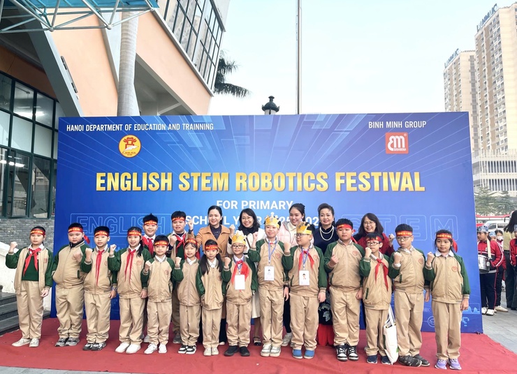 Học sinh Trần Nhật Duật tự hào tỏa sáng tại vòng Chung khảo trên sân chơi trí tuệ giải thi Stem Robotics cấp Thành phố năm học 2025 - 2026- Ảnh 4.