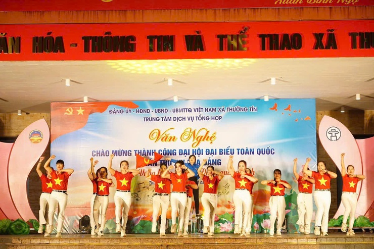 Xã Thường Tín tổ chức thành công đêm văn nghệ chào mừng Đại hội Đảng toàn quốc lần thứ XIV- Ảnh 4.