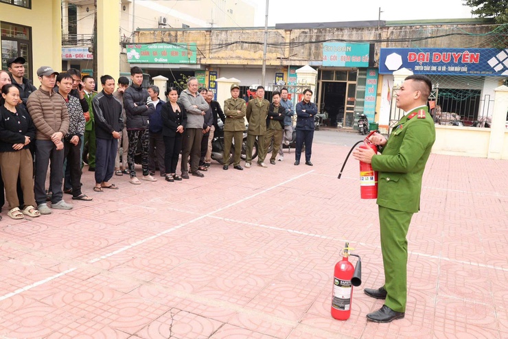 Xã Thường Tín tăng cường PCCC tại các làng nghề truyền thống - Ảnh 1.