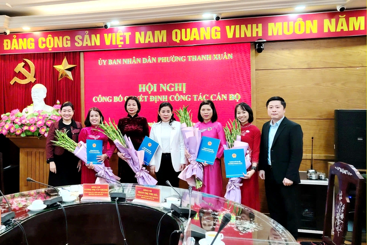 Phường Thanh Xuân: Kiện toàn lãnh đạo quản lý các trường Tiểu học cho giai đoạn mới- Ảnh 3.