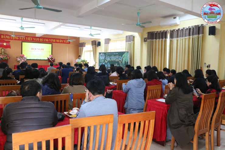 Hội nghị công bố Quyết định về công tác cán bộ đối với Trường THCS Đồng Quang- Ảnh 2.