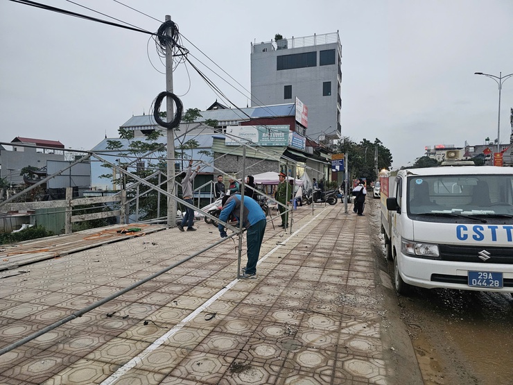 TĂNG CƯỜNG BẢO ĐẢM TRẬT TỰ, AN TOÀN HÀNH LANG GIAO THÔNG PHỤC VỤ NHÂN DÂN VUI TẾT NGUYÊN ĐÁN BÍNH NGỌ 2026- Ảnh 3.