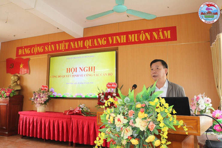 Hội nghị công bố Quyết định về công tác cán bộ đối với Trường THCS Đồng Quang- Ảnh 3.