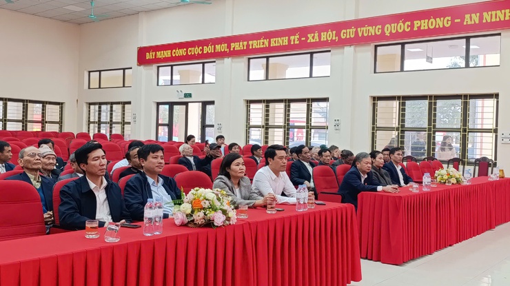 Gặp mặt các đồng chí nguyên lãnh đạo xã Nội Bài qua các thời kỳ- Ảnh 1.