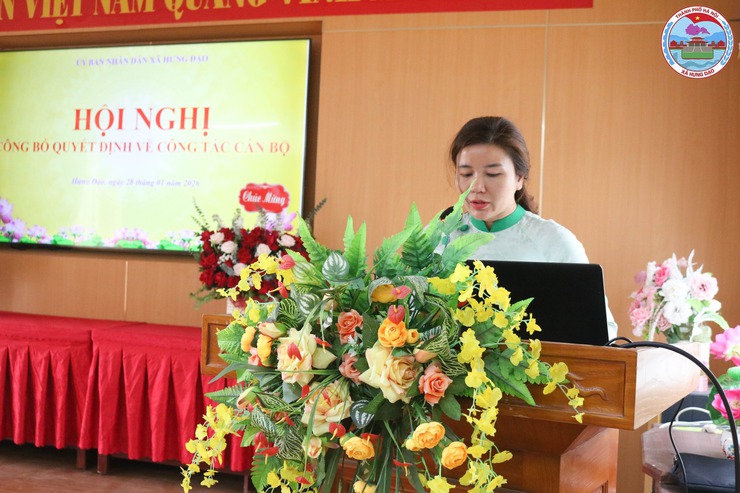 Hội nghị công bố Quyết định về công tác cán bộ đối với Trường THCS Đồng Quang- Ảnh 6.