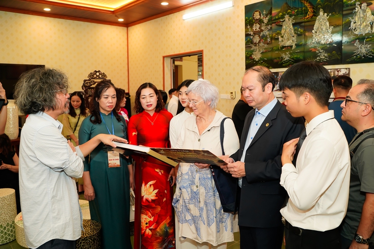 Làng nghề khảm trai - sơn mài Chuyên Mỹ chính thức được công nhận là thành viên của Mạng lưới các thành phố thủ công sáng tạo thế giới- Ảnh 4.