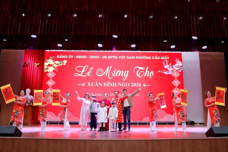 Phường Cầu Giấy trang trọng tổ chức Lễ mừng thọ người cao tuổi nhân dịp Xuân Bính Ngọ 2026- Ảnh 6.